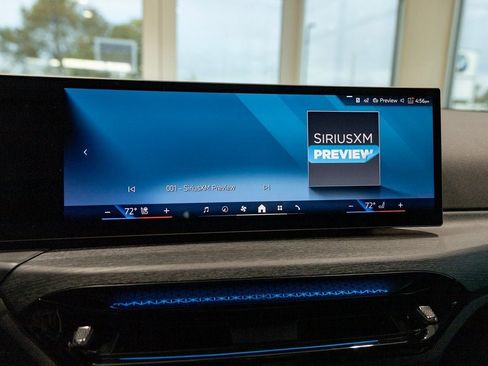 New 2025 BMW 330i xDrive Sedan w/ Convenience Package image 29