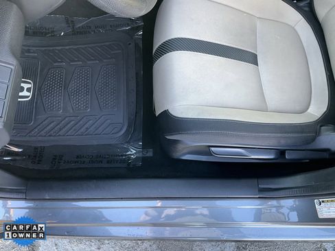 Used 2019 Honda Civic EX image 13