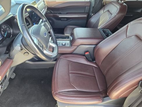 Used 2024 Ford Expedition Limited AWD/4WD image 14