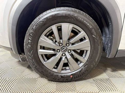 Certified 2024 Nissan Pathfinder SV AWD/4WD image 28