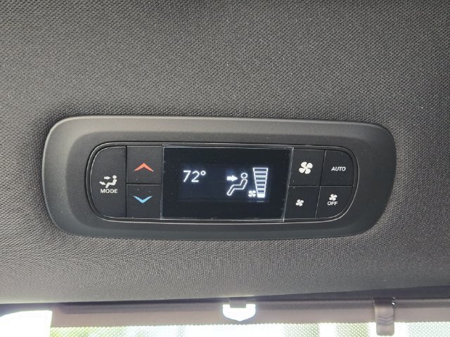 New 2027 Chrysler Pacifica Select FWD image 22