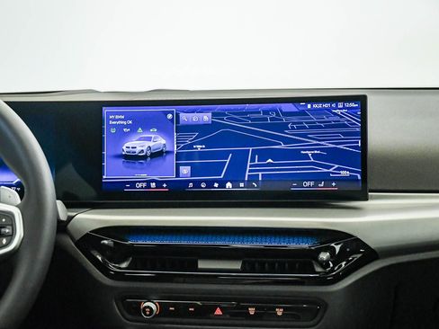 Used 2026 BMW 230i Coupe w/ Premium Package RWD image 13
