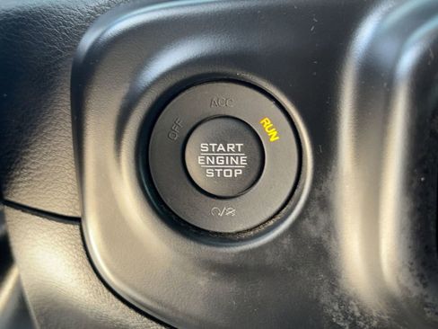 Used 2023 Jeep Wrangler Unlimited Rubicon 4xe image 28