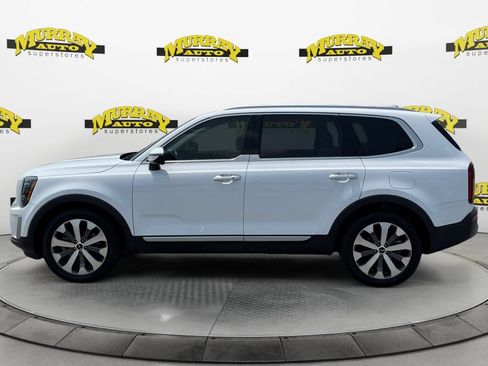 Used 2022 Kia Telluride S AWD/4WD image 2