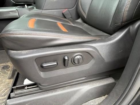 Used 2020 GMC Sierra 1500 AT4 w/ AT4 Premium Package AWD/4WD image 48