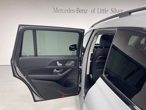 Used 2026 Mercedes-Benz GLS 450 4MATIC image 23