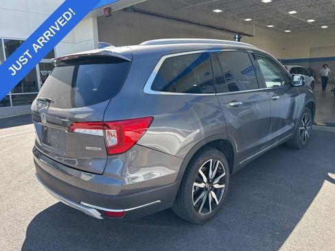 Used 2021 Honda Pilot Touring image 3
