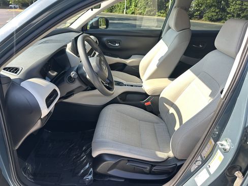 Used 2024 Honda HR-V LX image 16
