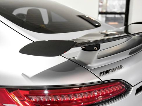 Used 2018 Mercedes-Benz AMG GT R image 34
