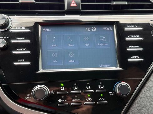 Used 2019 Toyota Camry LE FWD image 28