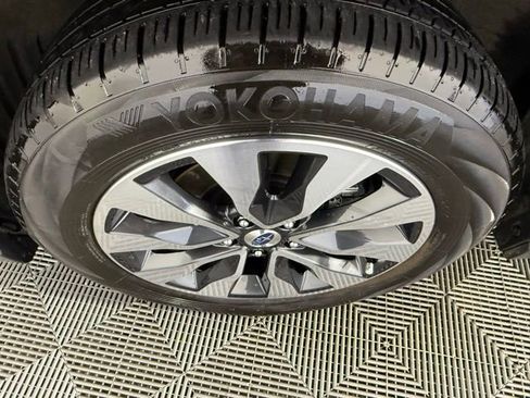 Used 2025 Subaru Outback Limited image 16