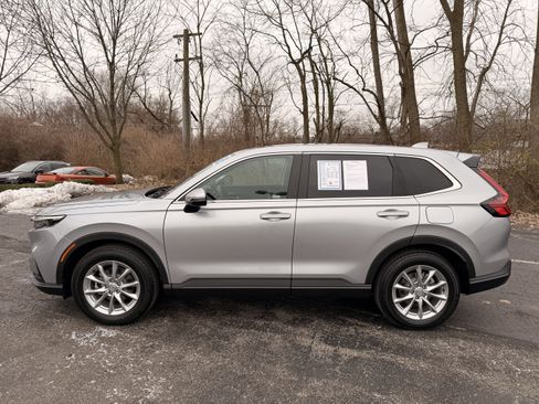 Certified 2026 Honda CR-V EX image 6