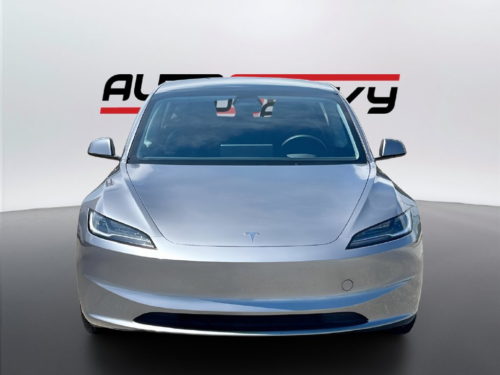 Used 2025 Tesla Model 3 Long Range RWD image 2