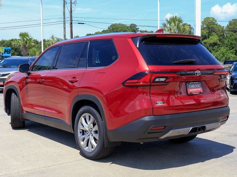 Used 2026 Toyota Grand Highlander AWD image 24