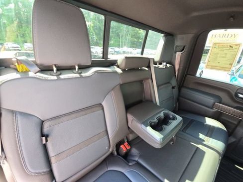 Used 2021 GMC Sierra 2500 Denali w/ Denali Ultimate Package AWD/4WD image 16