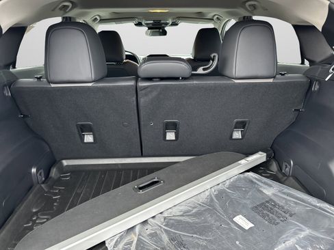 Used 2024 Subaru Crosstrek 2.5i Limited image 9