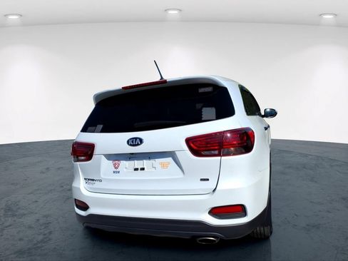 Used 2020 Kia Sorento L FWD image 13