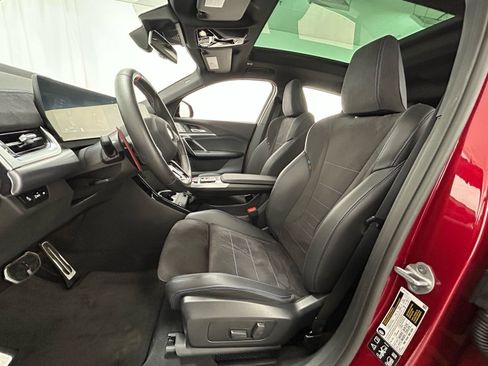 Used 2025 BMW X2 M35i AWD/4WD image 27