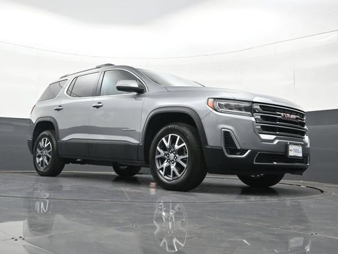 Used 2023 GMC Acadia SLT AWD/4WD image 37