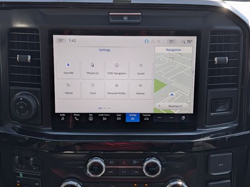 Used 2026 Ford F250 Lariat w/ Black Appearance Package image 24