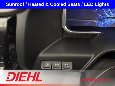 Used 2022 GMC Sierra 1500 AT4X image 30