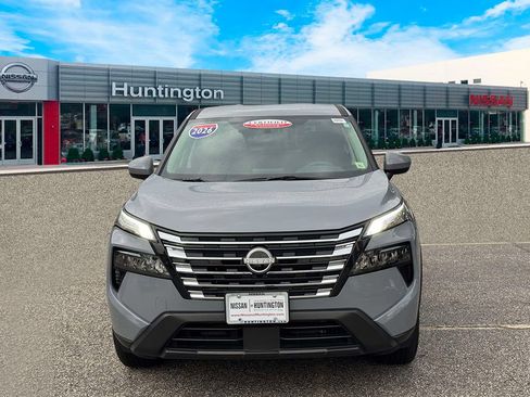 Certified 2026 Nissan Rogue SV AWD/4WD image 2