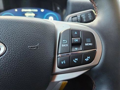 New 2026 Ford Explorer Active w/ Active Comfort Package AWD/4WD image 17