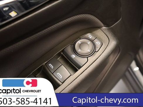 Used 2023 Chevrolet Equinox RS w/ RS Leather Package AWD/4WD image 12