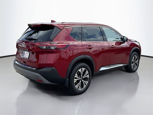 Used 2021 Nissan Rogue SV image 7