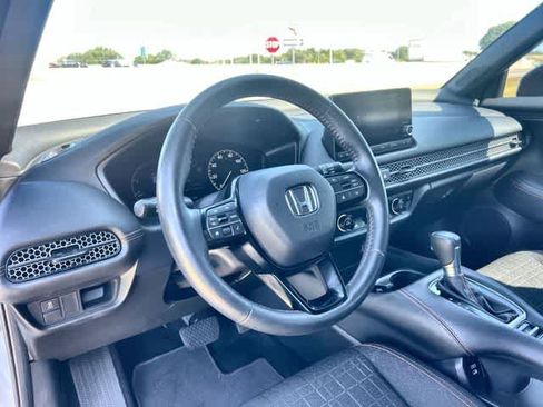 Used 2024 Honda HR-V Sport image 15