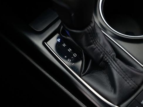 Used 2019 Toyota Camry XLE image 45