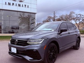 Used 2022 Volkswagen Tiguan SE R-Line video 1