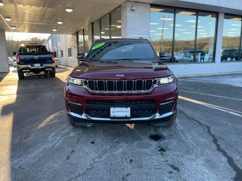 Used 2025 Jeep Grand Cherokee L Limited AWD/4WD image 2