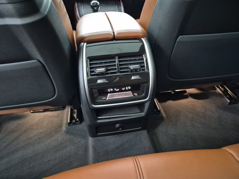 Used 2022 BMW X5 xDrive40i w/ Premium Package AWD/4WD image 19