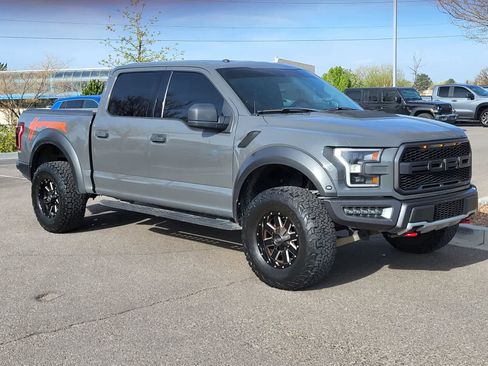 Used 2018 Ford F150 Raptor w/ Equipment Group 801A Mid AWD/4WD image 3