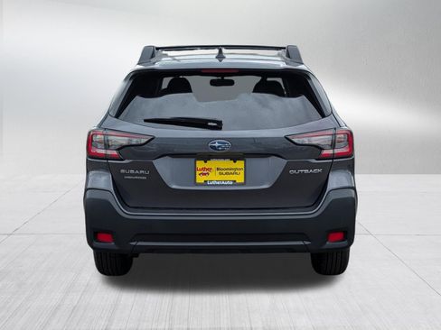 Used 2024 Subaru Outback Premium AWD/4WD image 5