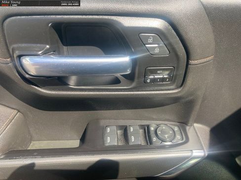 Used 2020 GMC Sierra 1500 AT4 w/ AT4 Premium Package AWD/4WD image 18