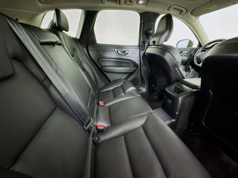 Used 2022 Volvo XC60 T8 Inscription image 46