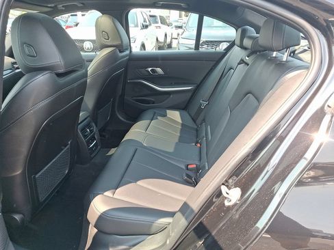 Used 2022 BMW 330i xDrive Sedan w/ Driving Assistance Package AWD/4WD image 10