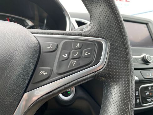 Used 2022 Chevrolet Equinox LT FWD image 25