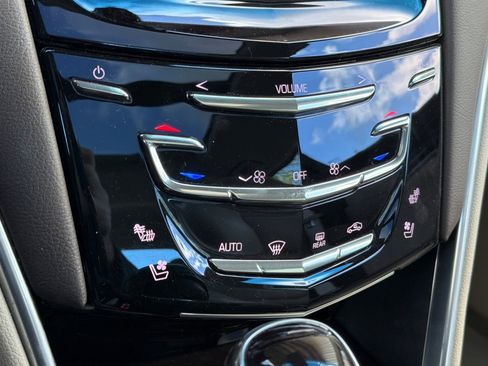 Used 2016 Cadillac XTS Premium AWD/4WD image 19