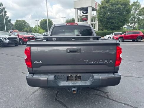 Used 2019 Toyota Tundra Limited w/ Limited Premium Package AWD/4WD image 5