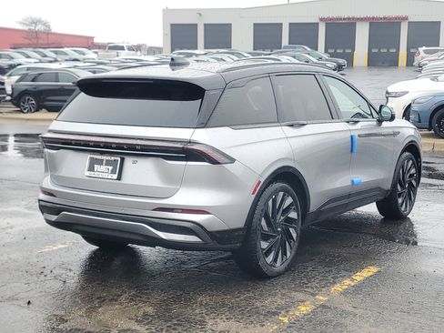 New 2026 Lincoln Nautilus Reserve image 4