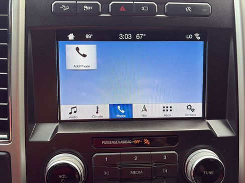 Used 2018 Ford F150 Lariat w/ Equipment Group 502A Luxury AWD/4WD image 15