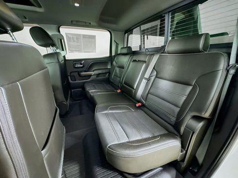 Used 2018 GMC Sierra 3500 Denali AWD/4WD image 23