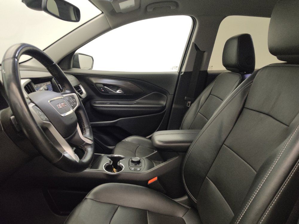 Used 2024 GMC Terrain SLT AWD/4WD image 17