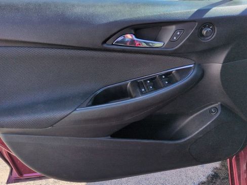 Used 2017 Chevrolet Cruze LT w/ Convenience Package image 23