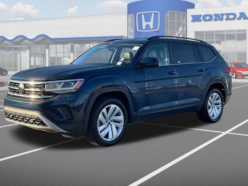Used 2021 Volkswagen Atlas SE image 3