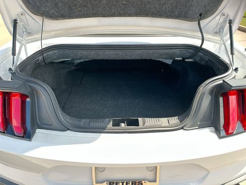 Used 2020 Ford Mustang Premium image 23