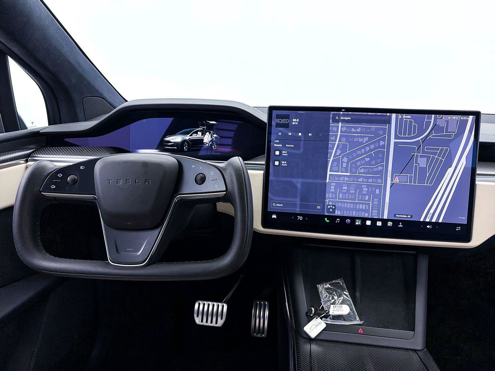 Used 2022 Tesla Model X Plaid AWD/4WD image 3